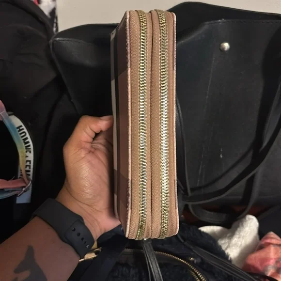 Wallet - Picture 6 of 6